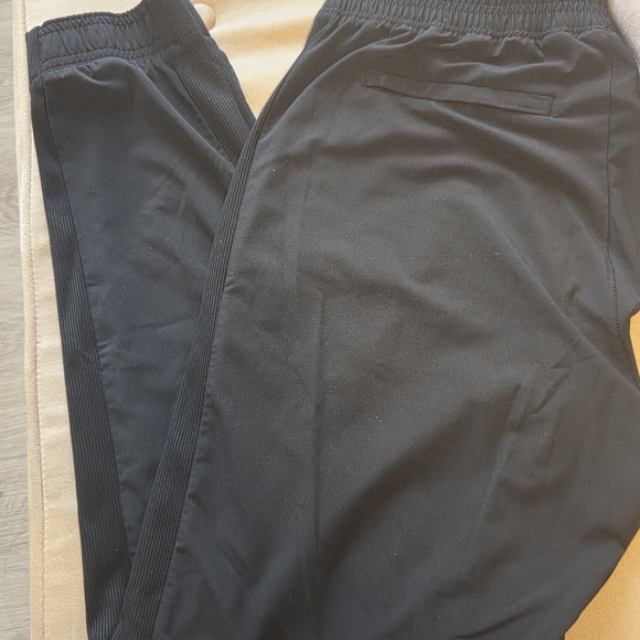 Athleta Women's Black Track Pants L 36 - Picture 5 of 7